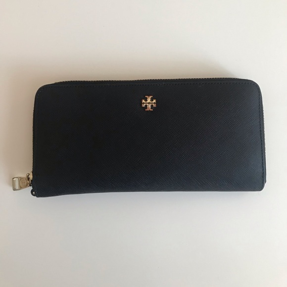 Tory Burch Handbags - Black Tory Burch wallet